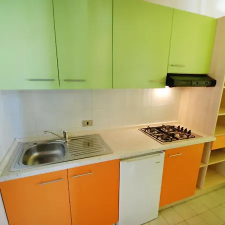 Holiday home Locazione Turistica Borsetti.18