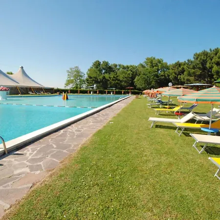 Locazione Turistica Borsetti.18 Holiday home Ravenna